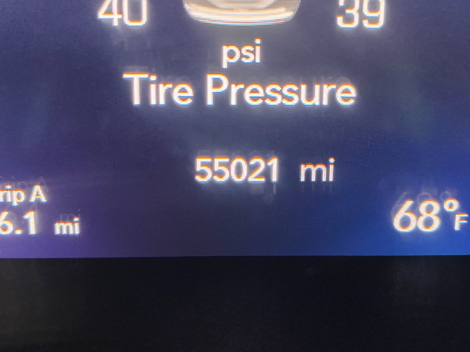 Used 2019 Chrysler Pacifica Limited w/ Advanced Safetytec Group FWD image 2