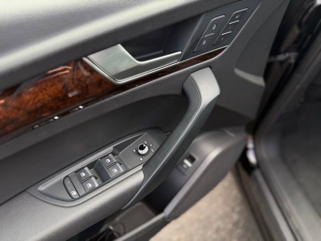 Used 2018 Audi Q5 2.0T Premium image 14