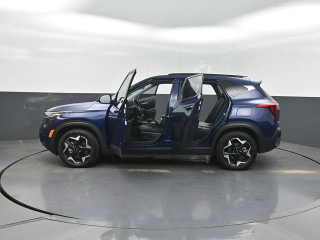 Used 2025 Kia Seltos EX AWD/4WD image 38