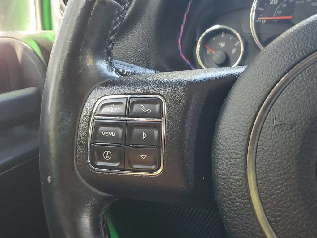 Used 2015 Jeep Wrangler Unlimited Sport w/ Connectivity Group AWD/4WD image 27
