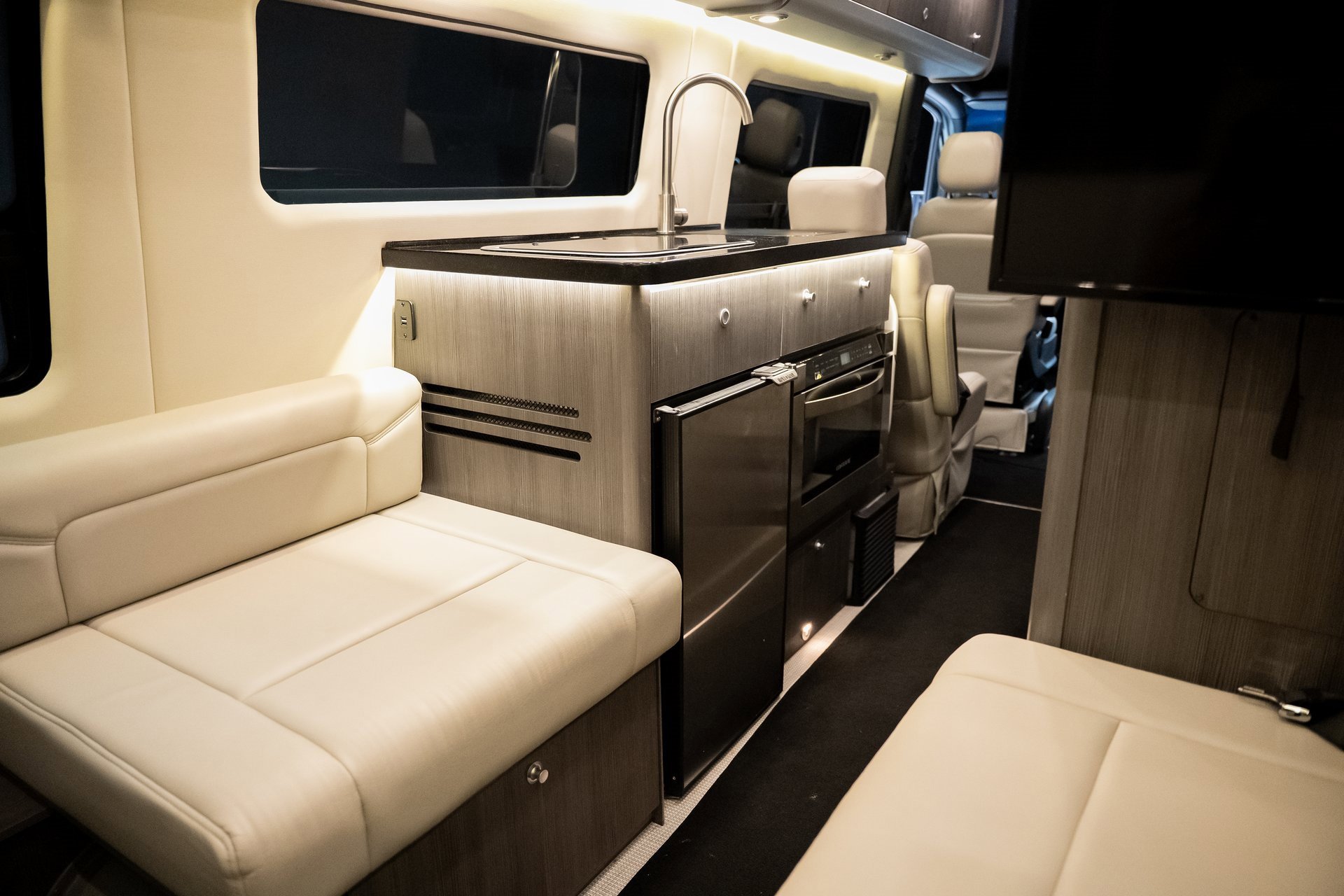 Used 2021 Mercedes-Benz Sprinter 3500 image 80