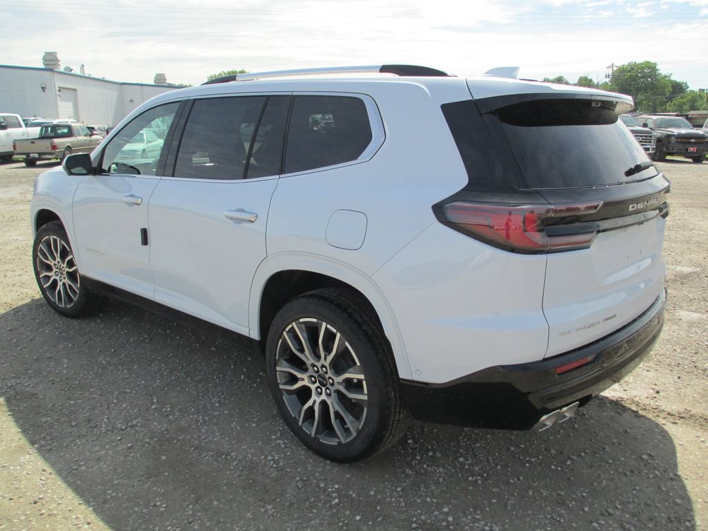 New 2026 GMC Acadia Denali Ultimate AWD/4WD image 7