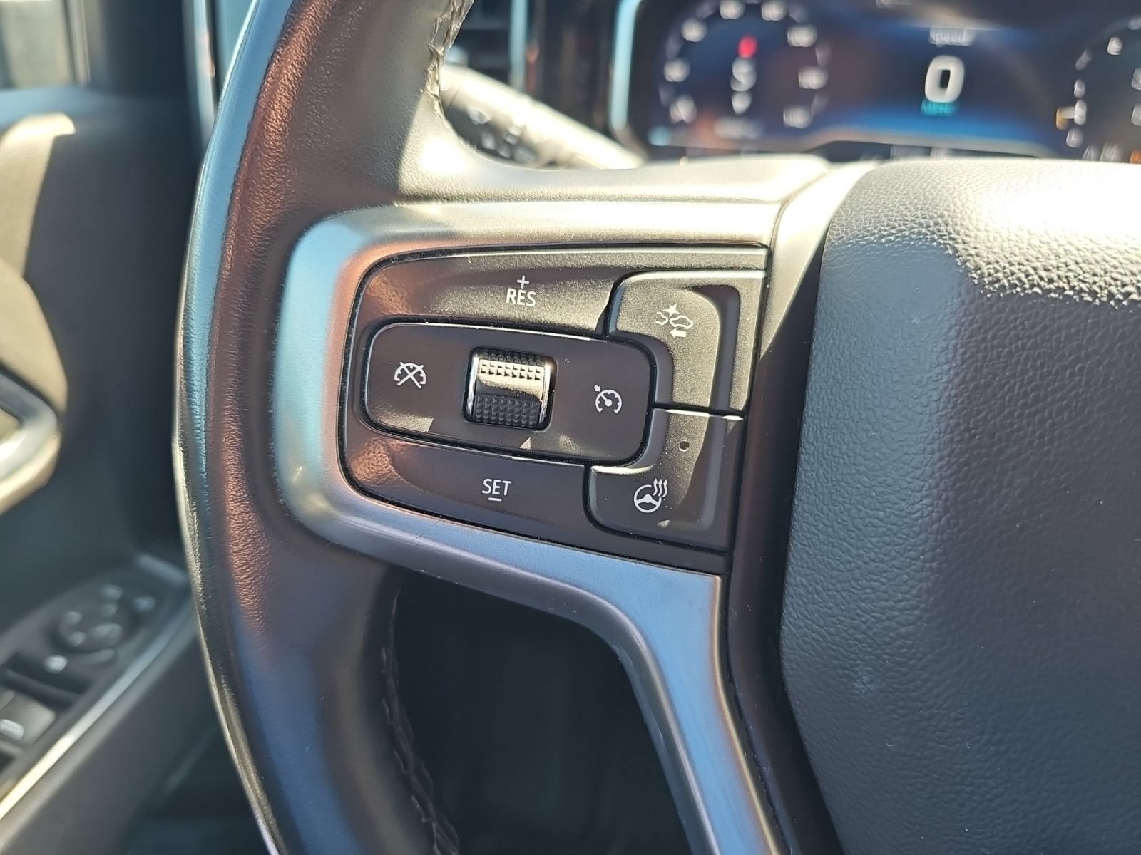 Used 2025 Chevrolet Silverado 2500 LT w/ Convenience Package AWD/4WD image 15