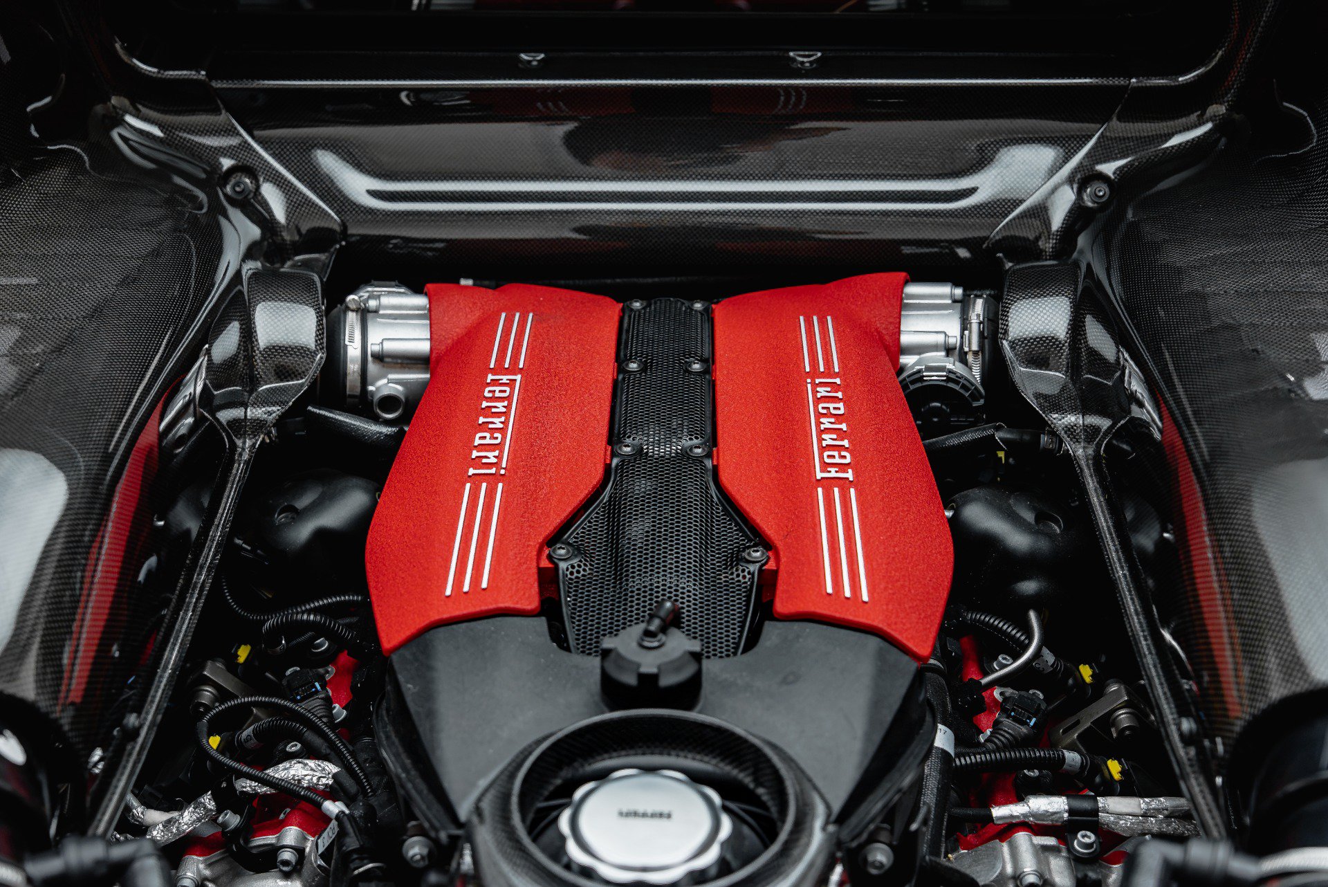 Used 2018 Ferrari 488 GTB RWD image 37
