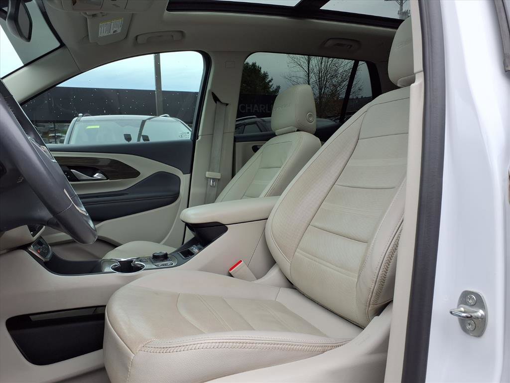 Used 2022 GMC Terrain Denali image 6