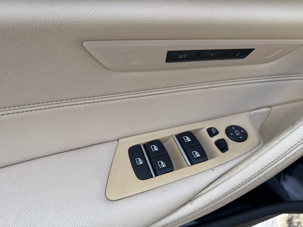 Used 2021 BMW 530i xDrive w/ Convenience Package image 8