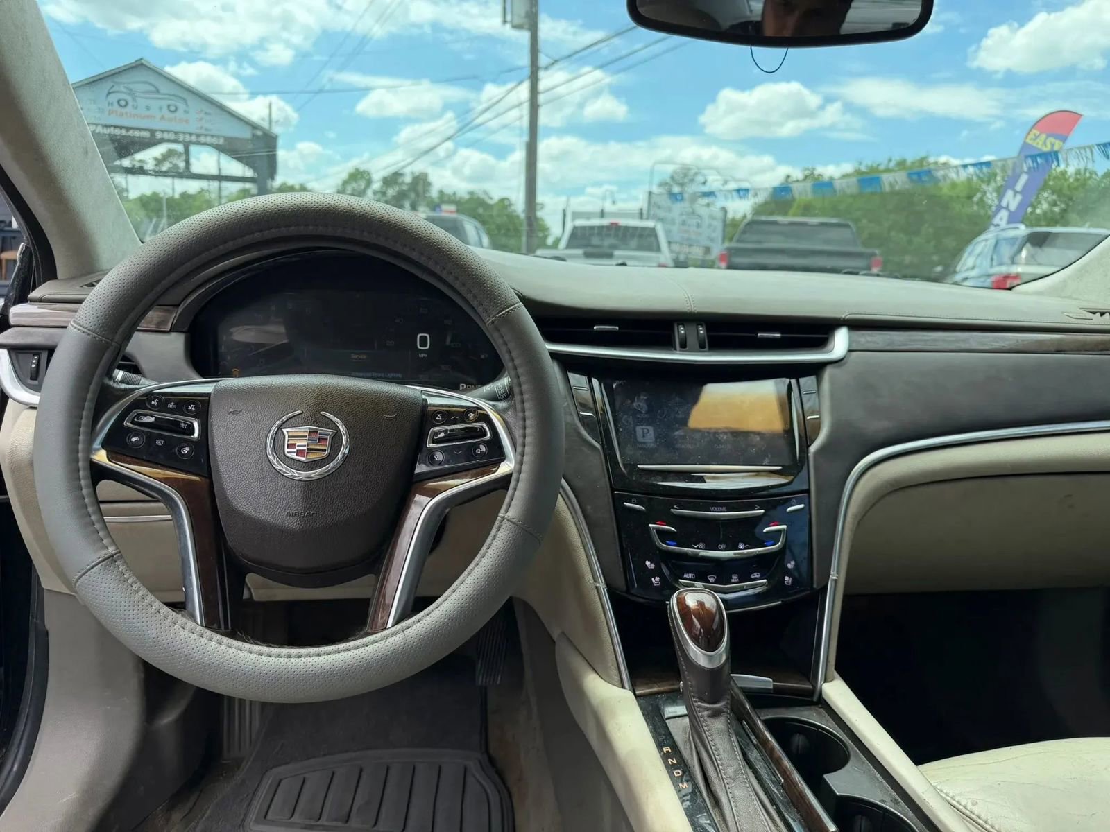 Used 2013 Cadillac XTS Platinum w/ Driver Assist Package FWD image 15