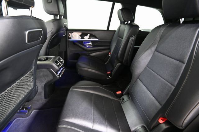Used 2020 Mercedes-Benz GLS 450 4MATIC image 9
