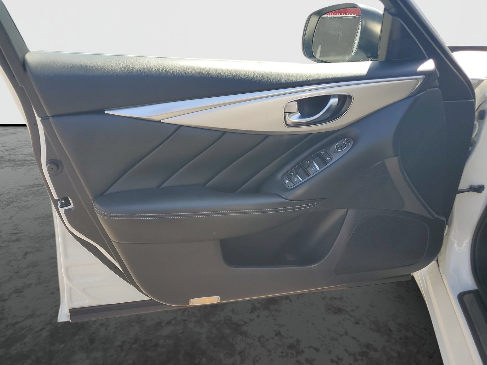 Used 2020 INFINITI Q50 Luxe RWD image 19