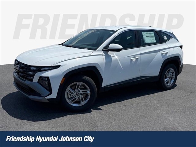 New 2025 Hyundai Tucson SE
