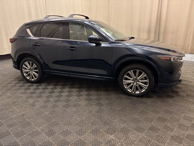 Used 2023 MAZDA CX-5 Signature image 4