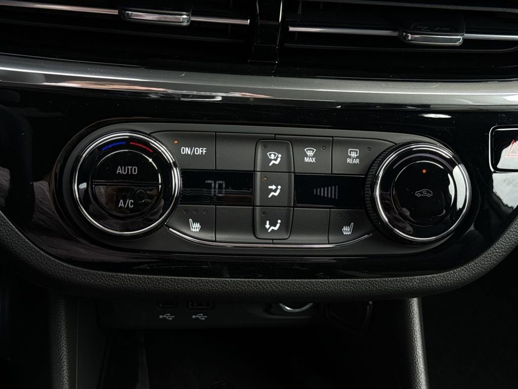 New 2026 Buick Envista Sport Touring w/ Convenience I Package FWD image 20