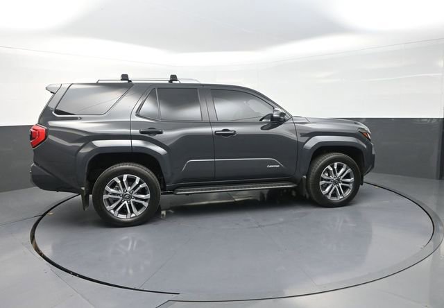 Used 2025 Toyota 4Runner Limited AWD/4WD image 9