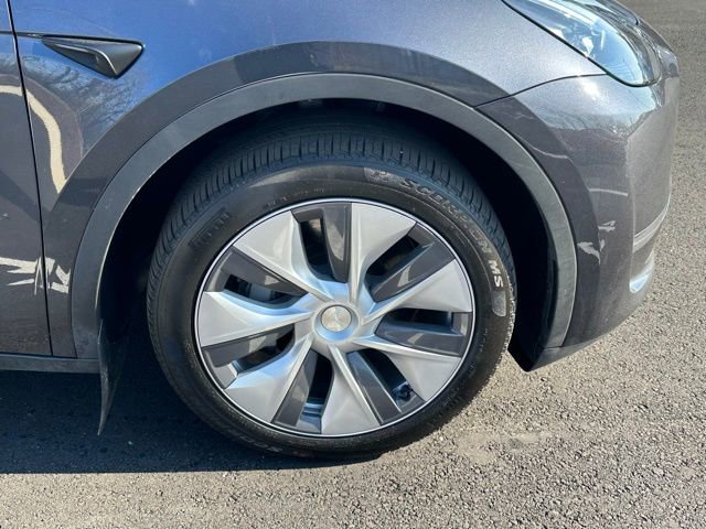 Used 2024 Tesla Model Y Long Range image 14