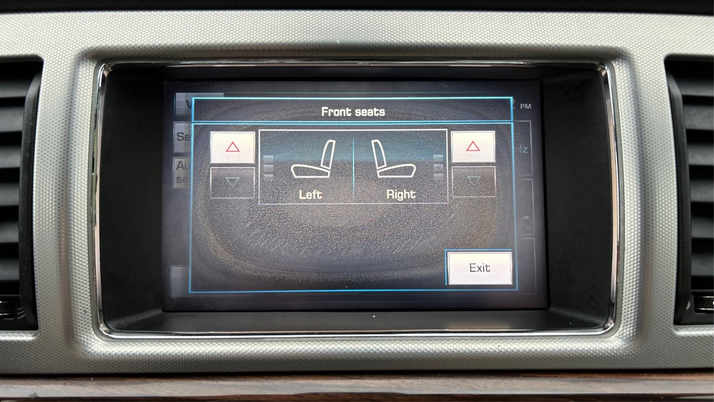 Used 2013 Jaguar XF 3.0 image 22