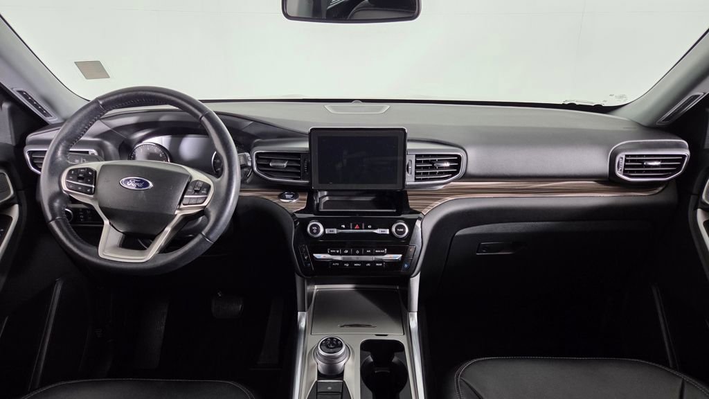 Used 2023 Ford Explorer Limited w/ Equipment Group 301A image 41