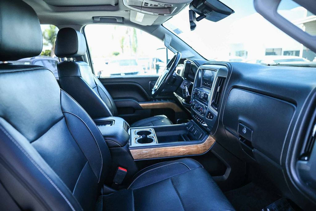 Used 2018 Chevrolet Silverado 3500 LTZ w/ Duramax Plus Package image 29