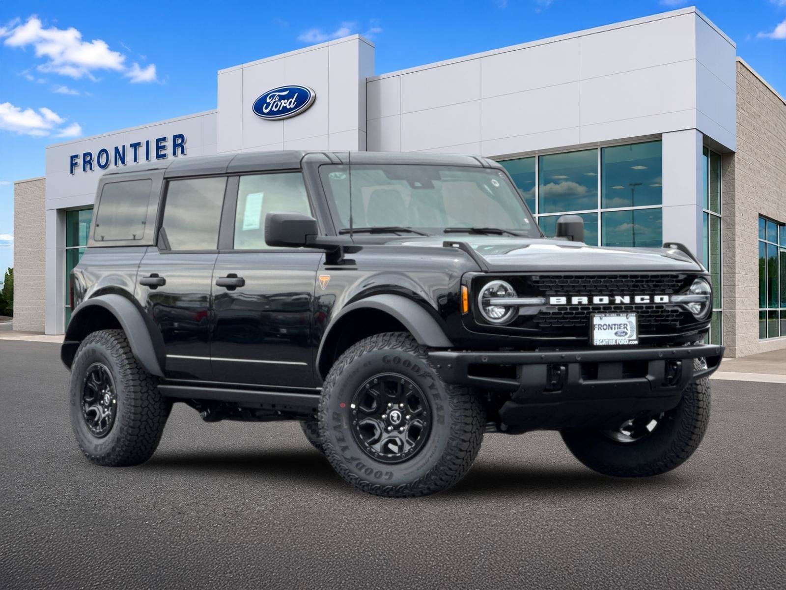 New 2026 Ford Bronco Badlands w/ Wildtrak Package AWD/4WD image 1