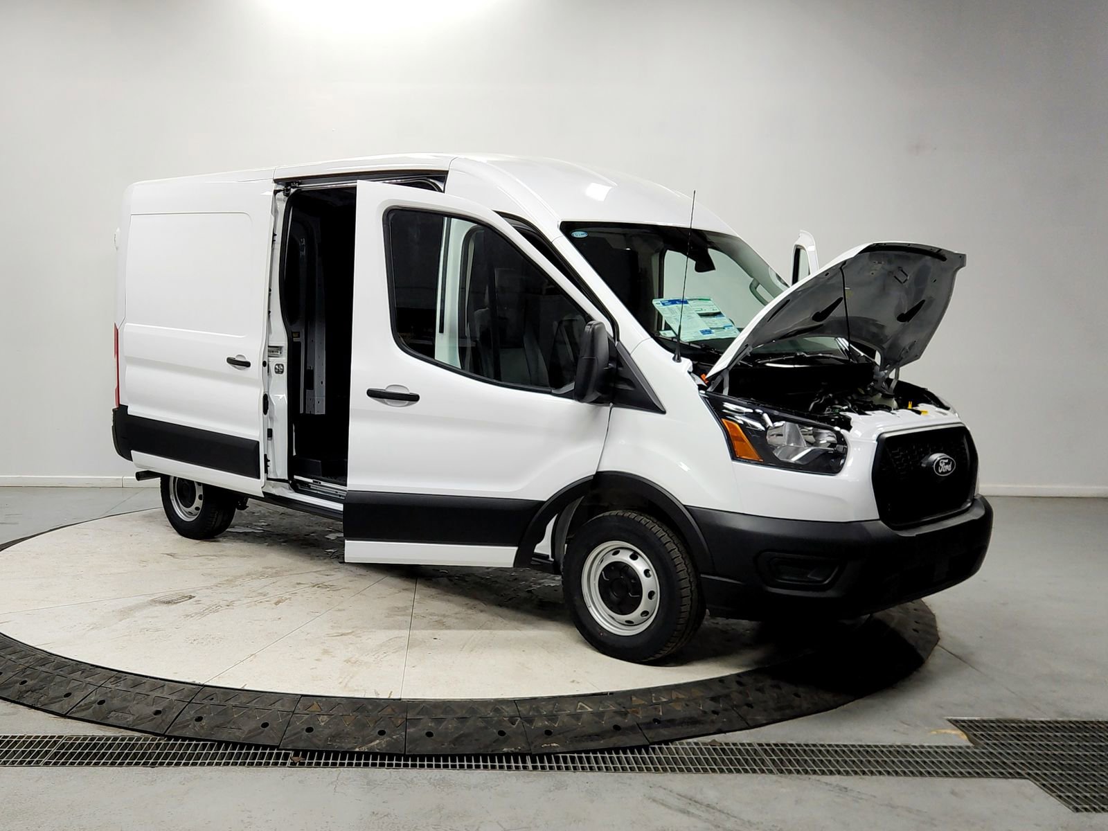 New 2026 Ford Transit 250 148 Medium Roof w/ Load Area Protection Package image 9