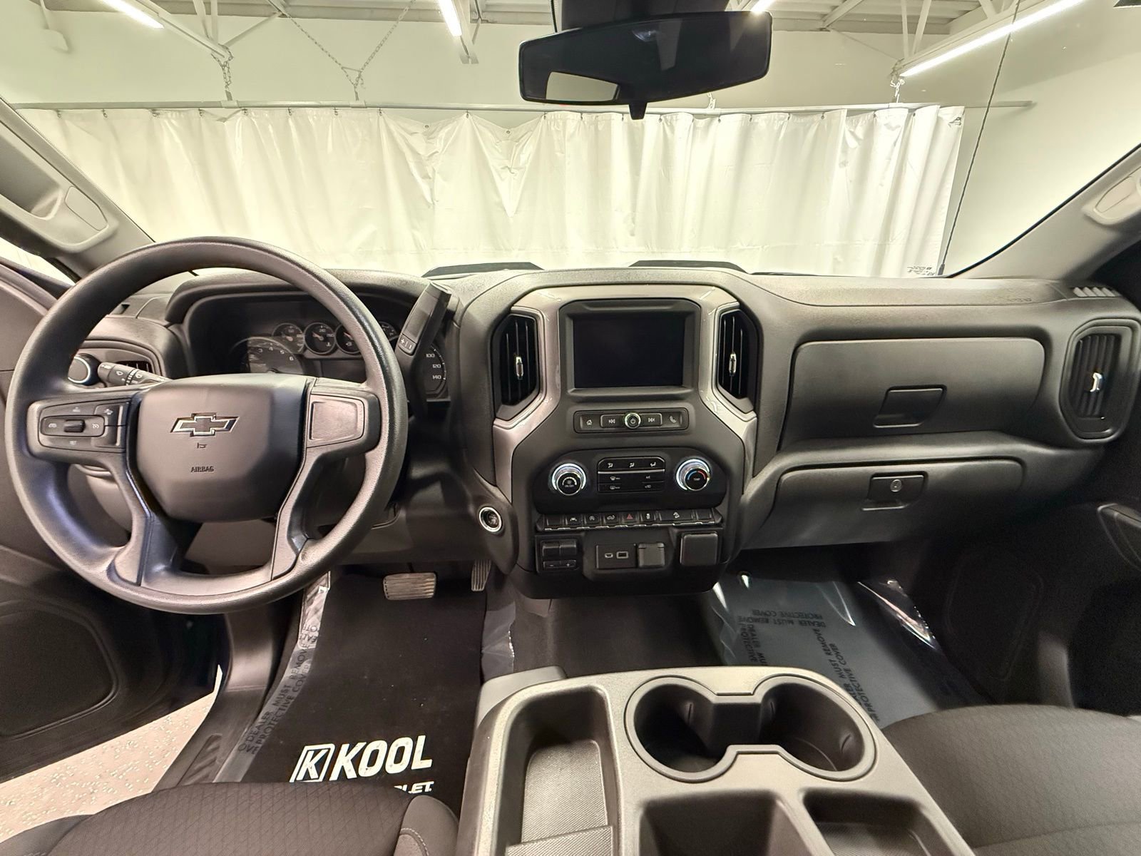 Used 2023 Chevrolet Silverado 1500 Custom Trail Boss w/ LPO, Dark Essentials Package image 17