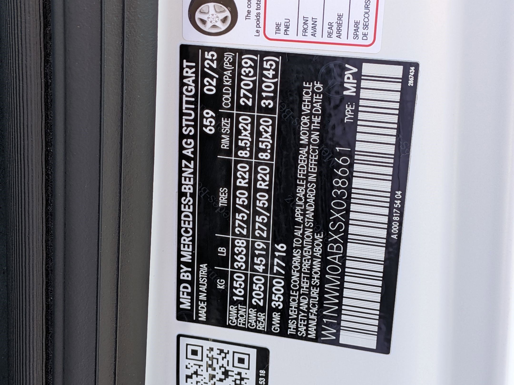 Certified 2025 Mercedes-Benz G 580 w/ EQ Technology image 38