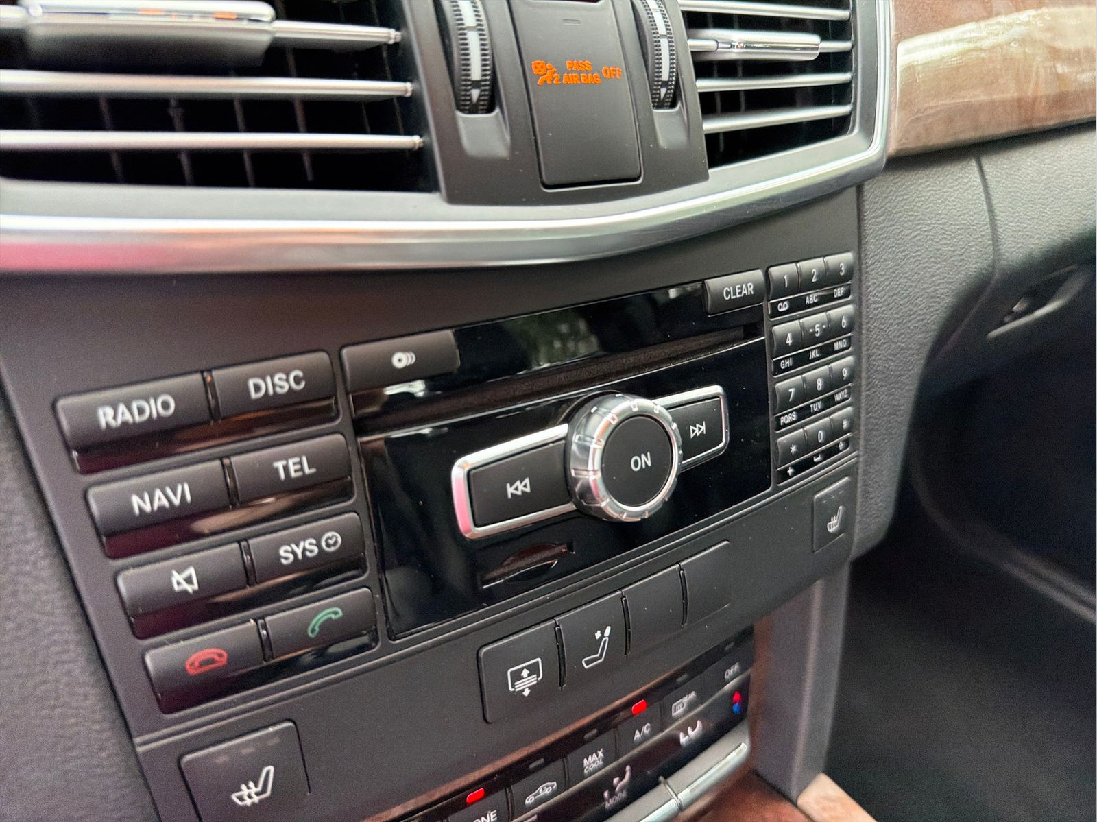 Used 2013 Mercedes-Benz E 350 Sedan image 21