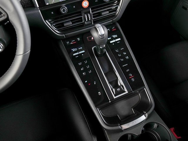 New 2026 Porsche Macan S AWD/4WD image 21