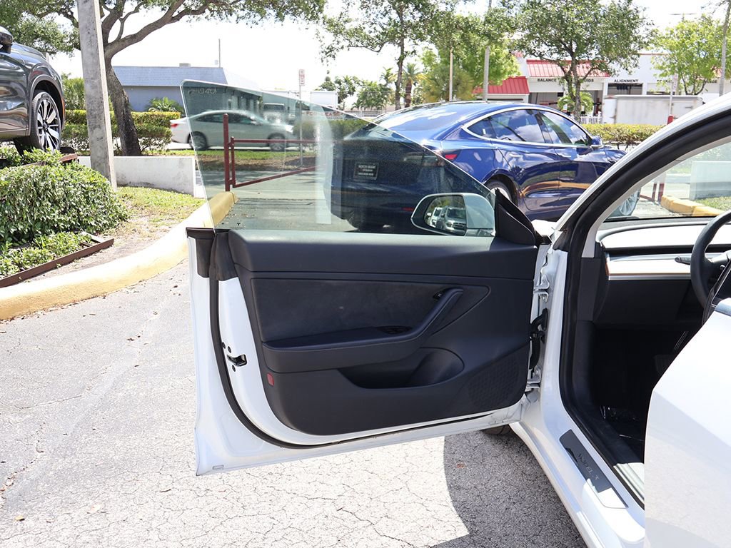 Used 2020 Tesla Model 3 Long Range AWD/4WD image 23