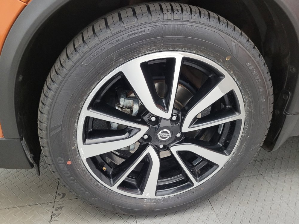 Used 2019 Nissan Rogue SL w/ Premium Package AWD/4WD image 31