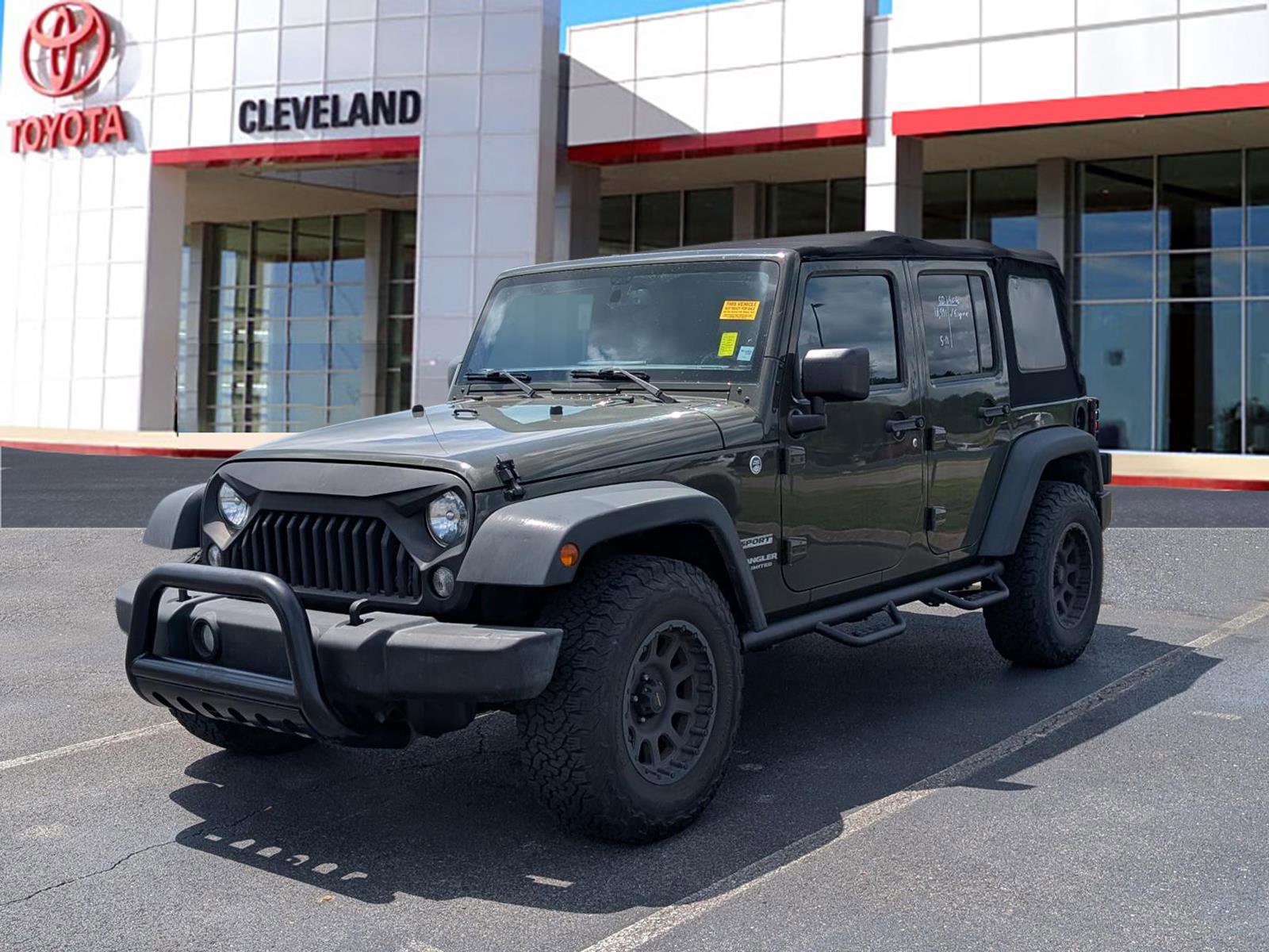 Used 2015 Jeep Wrangler Unlimited Sport w/ Quick Order Package 24S AWD/4WD image 4