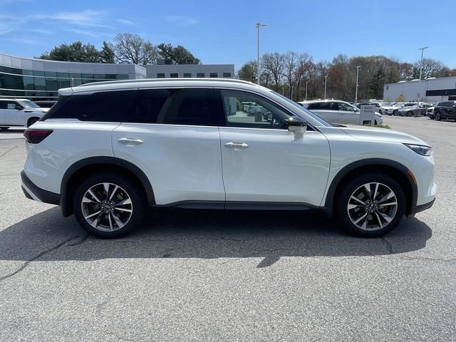 Certified 2023 INFINITI QX60 Luxe w/ Cargo Package AWD/4WD image 4