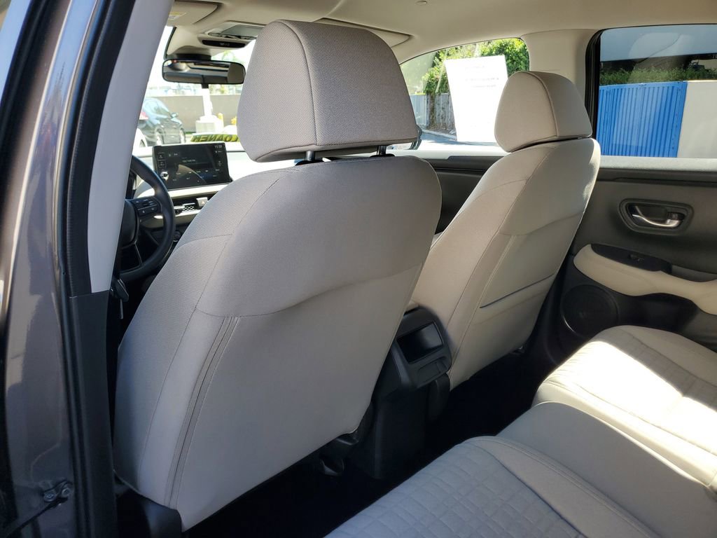 Certified 2026 Honda HR-V LX image 13