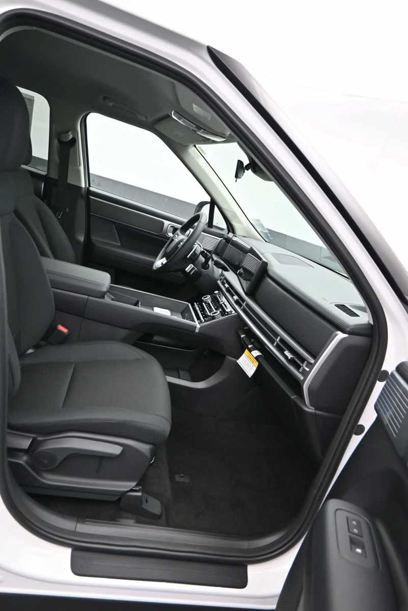 New 2027 Hyundai Santa Fe SE FWD image 8