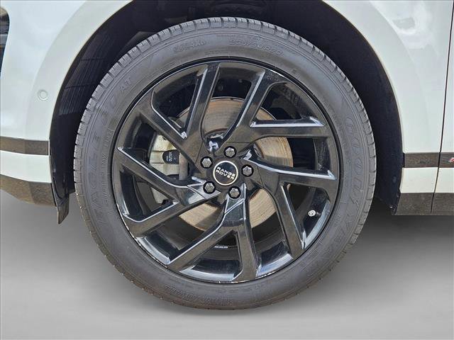 Used 2020 Land Rover Range Rover Evoque R-Dynamic HSE image 24