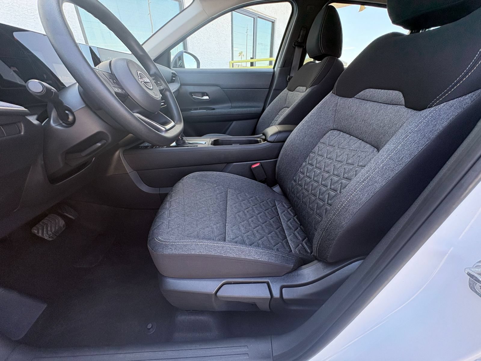 Used 2026 Nissan Kicks SV w/ Cold Weather Package AWD/4WD image 25