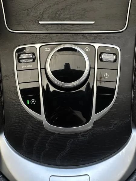 Used 2019 Mercedes-Benz C 300 Sedan image 37