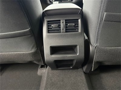 New 2026 Mitsubishi Outlander SE image 29