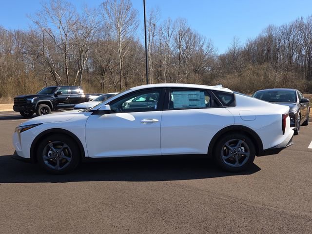 New 2026 Kia K4 LXS image 2