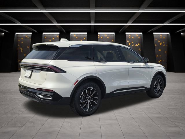 Certified 2026 Lincoln Nautilus Premier image 3