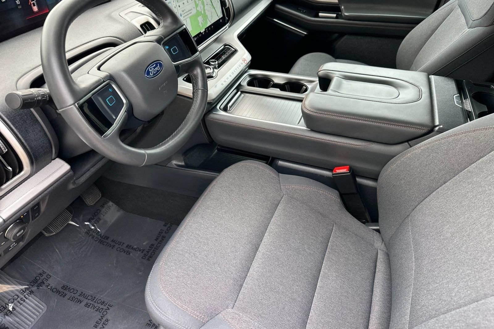 Used 2025 Ford Expedition Active AWD/4WD image 10