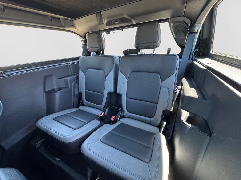 Used 2023 Ford Bronco Black Diamond w/ Sasquatch Package AWD/4WD image 12