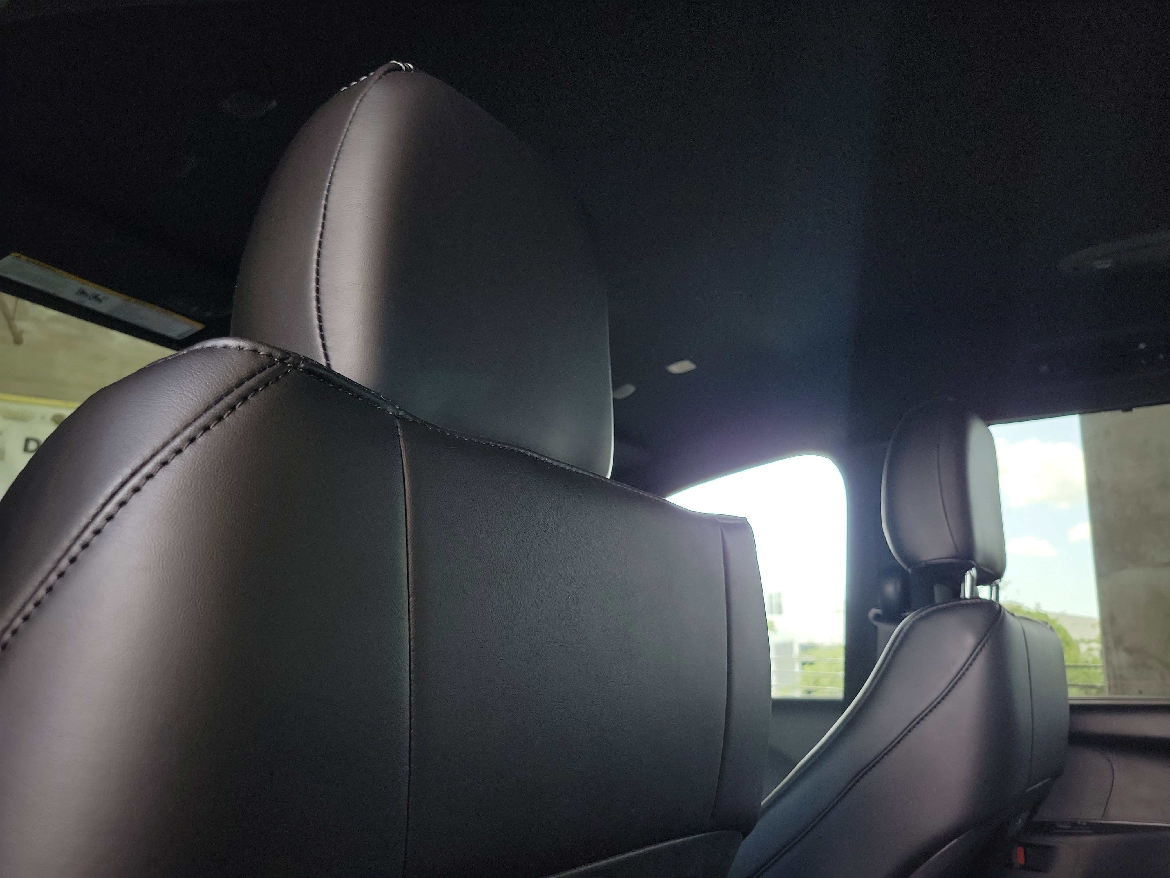 New 2026 Chrysler Pacifica Select w/ S Appearance Package FWD image 10