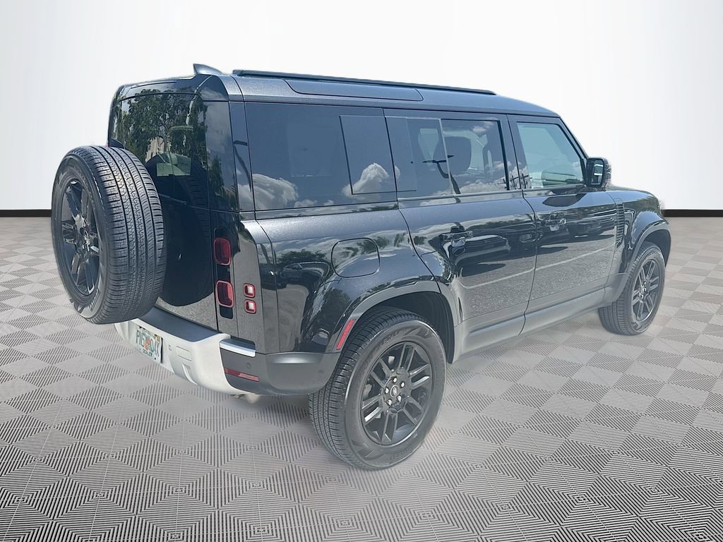 Used 2025 Land Rover Defender 110 S AWD/4WD image 8