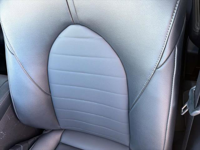 Certified 2025 Toyota Highlander XLE FWD image 27