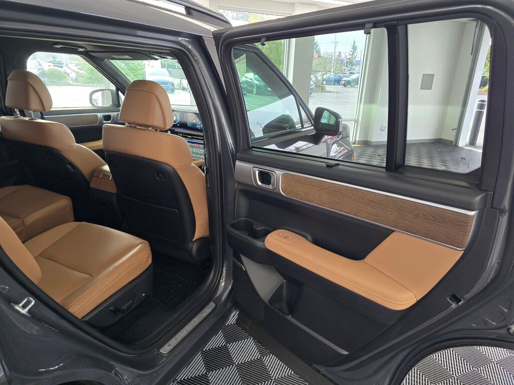 New 2026 Hyundai Santa Fe Calligraphy AWD/4WD image 38