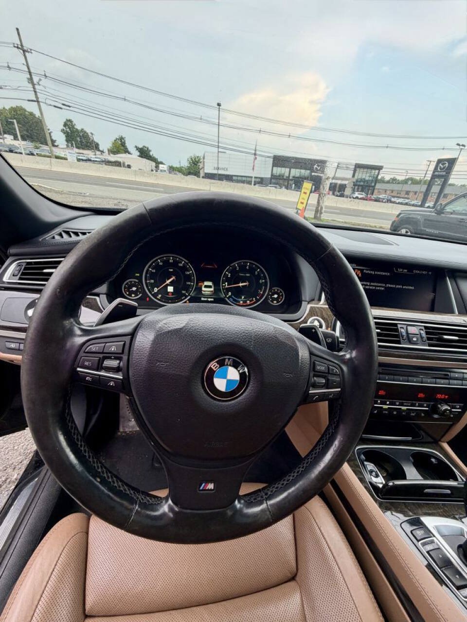 Used 2015 BMW 750Li xDrive AWD/4WD image 15
