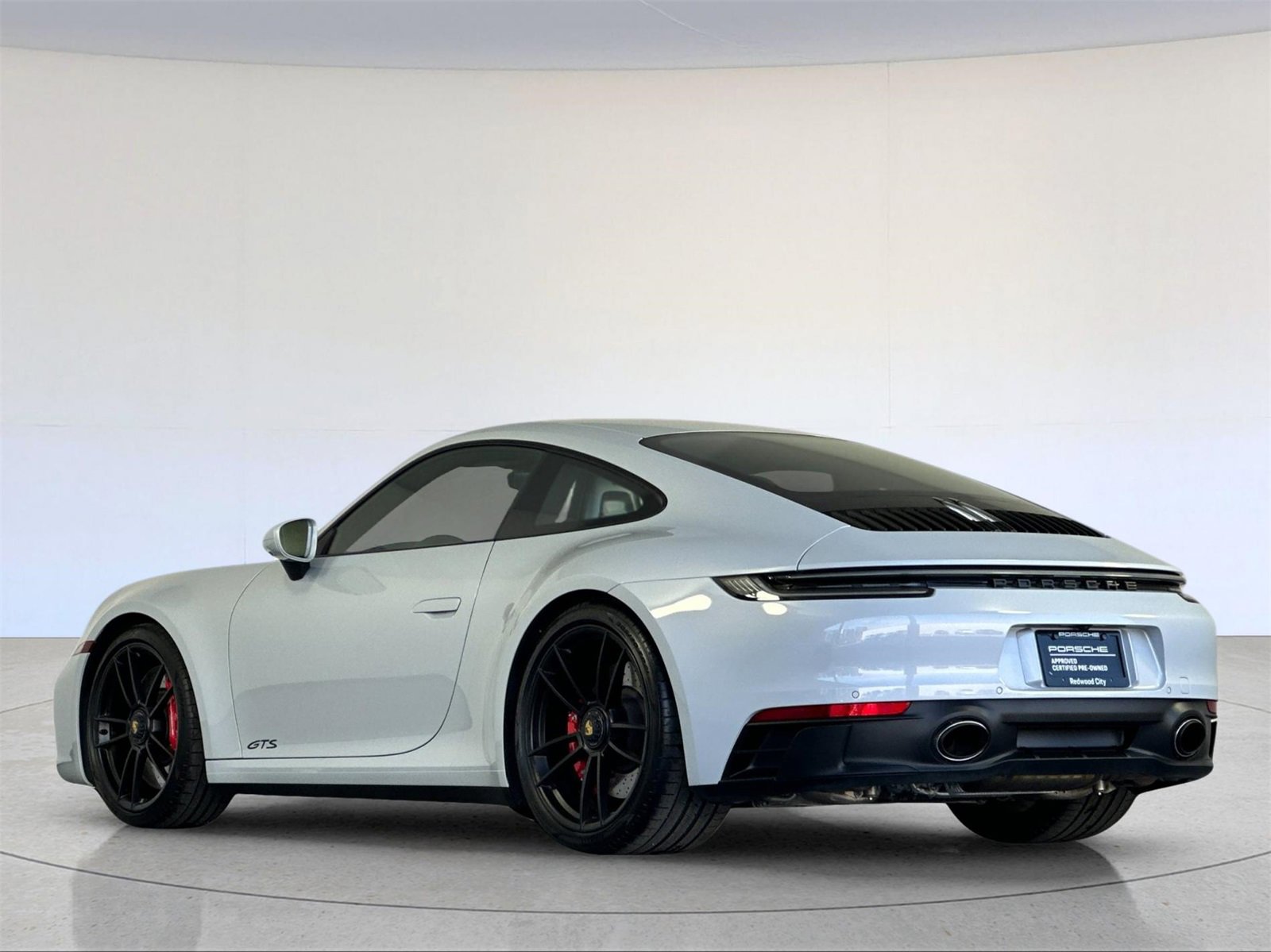 Used 2024 Porsche 911 Carrera 4 GTS image 3