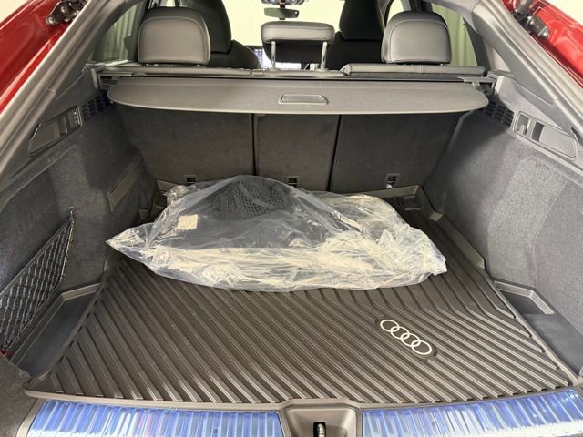 New 2026 Audi SQ5 Prestige AWD/4WD image 21