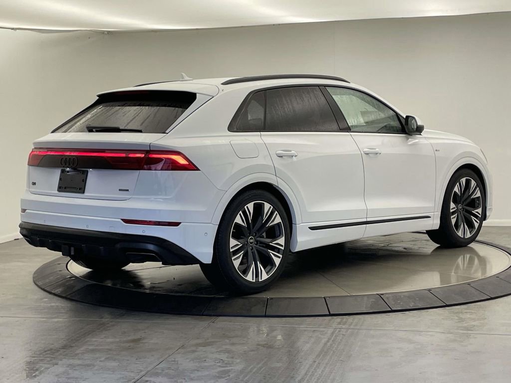 New 2026 Audi Q8 Premium Plus image 7