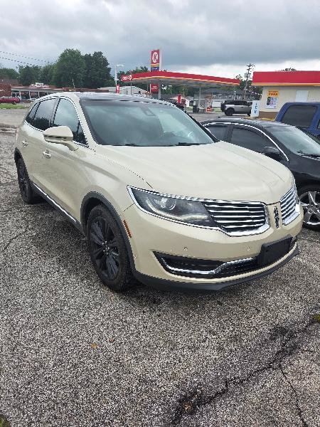 Used 2016 Lincoln MKX Reserve w/ Technology Package AWD/4WD image 2